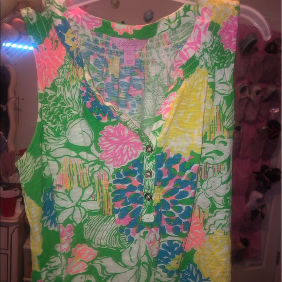 Lilly Pulitzer “Essie” top💕 - Picture 1 of 3